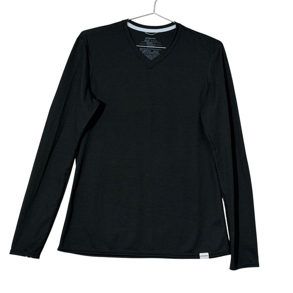 Patagonia Tops - Patagonia Capilene 2 Base Layer Women L Black Long‎ Sleeve V-Neck Polartec top